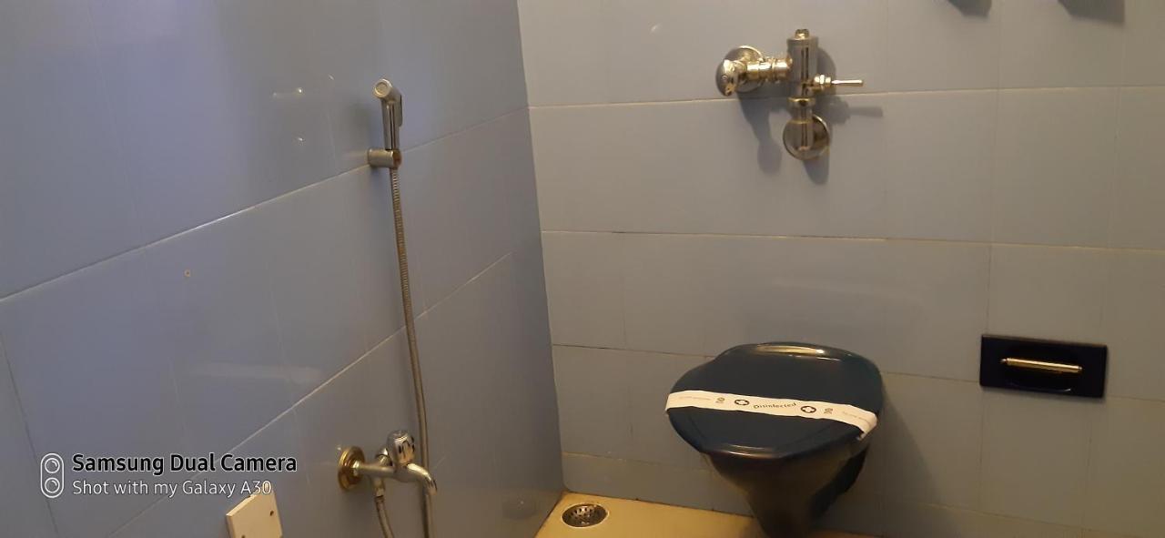Bth Sarovaram Kochi Bagian luar foto